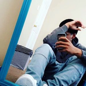 Meet your Posher, Ray